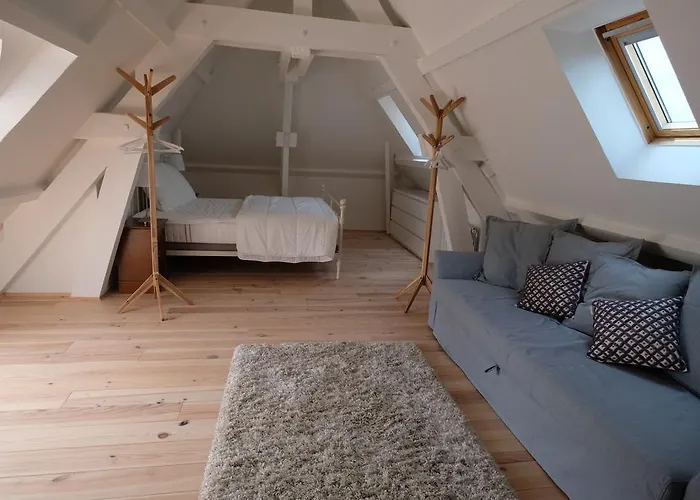 ゲストハウス Hippolyte House