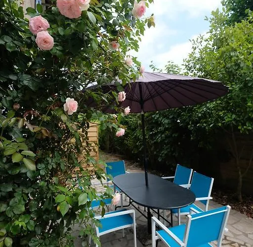 Pensjonat Hippolyte House 4*